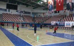 Ağrı’da keşfedilen genç yetenekler, basketbol eğitimi alıyor